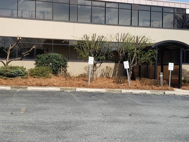 MR. TAPIA LANDSCAPING