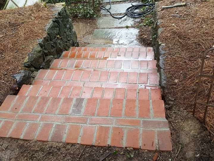 MR. TAPIA LANDSCAPING