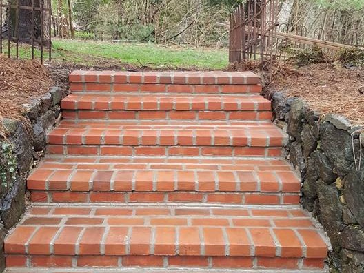 MR. TAPIA LANDSCAPING