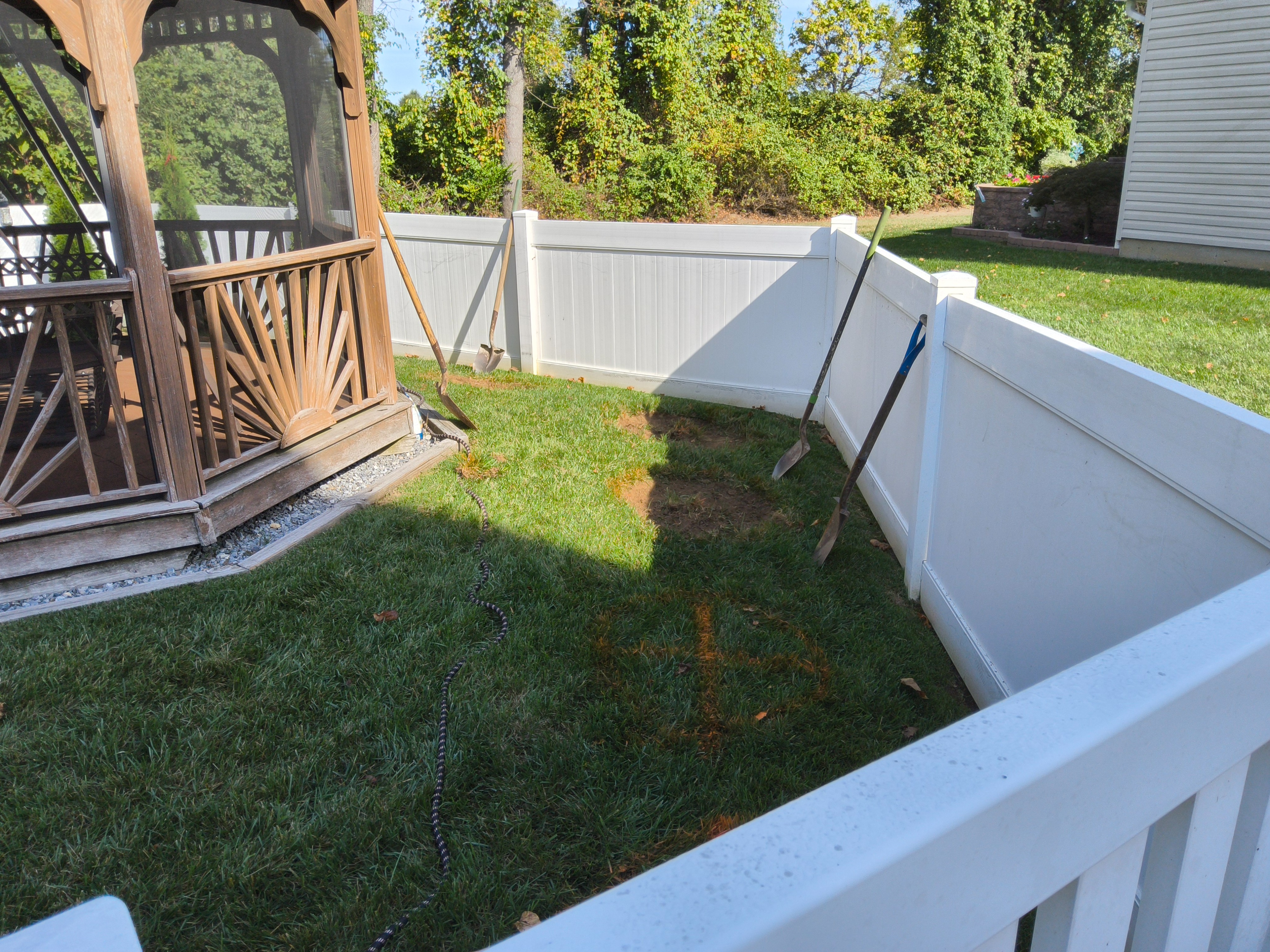 MR. TAPIA LANDSCAPING