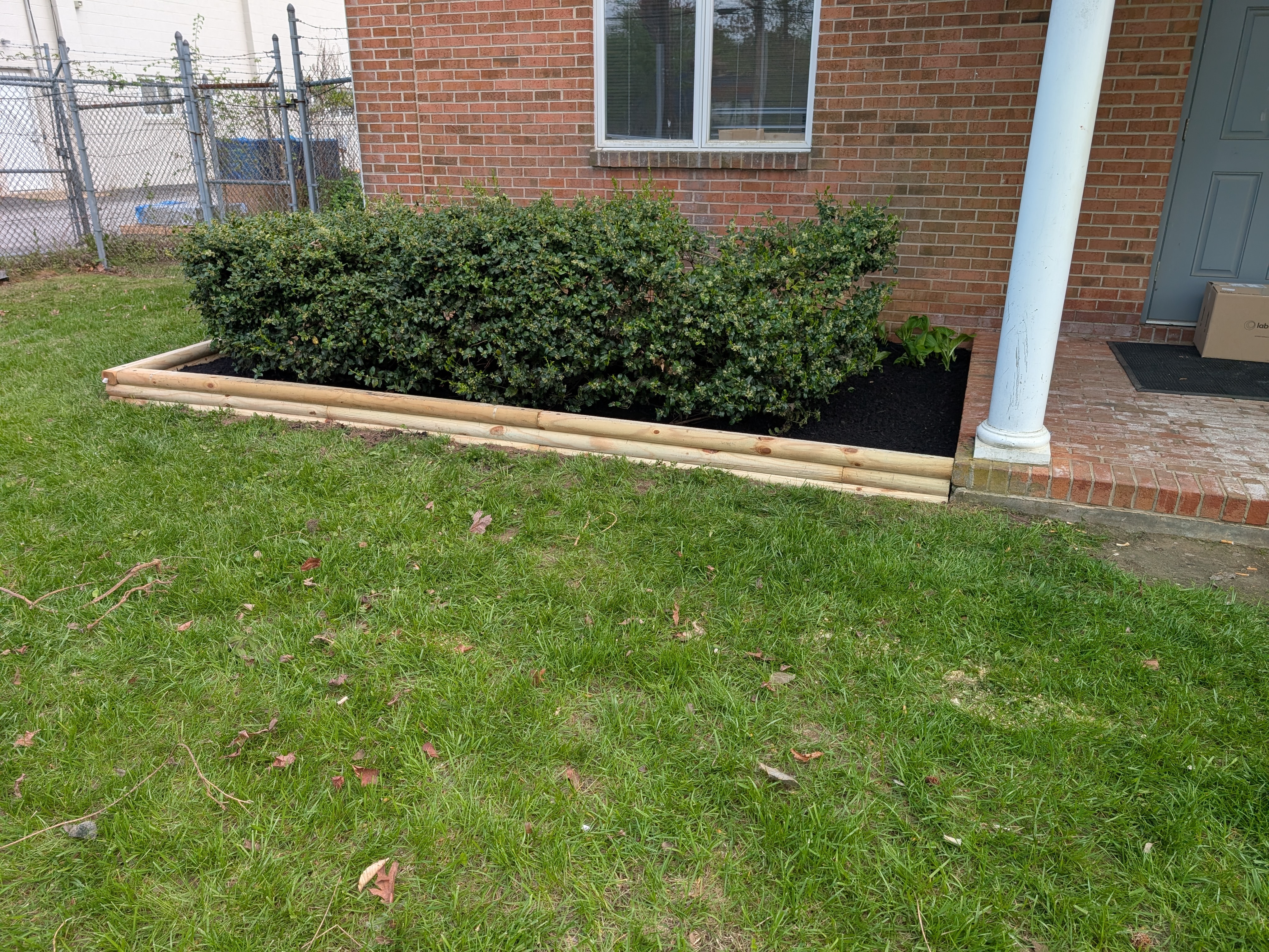 MR. TAPIA LANDSCAPING